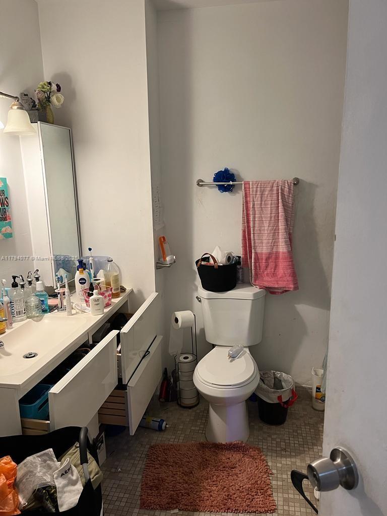 Picture of 7801 NE 4Th Ct # 516, Miami FL 33138