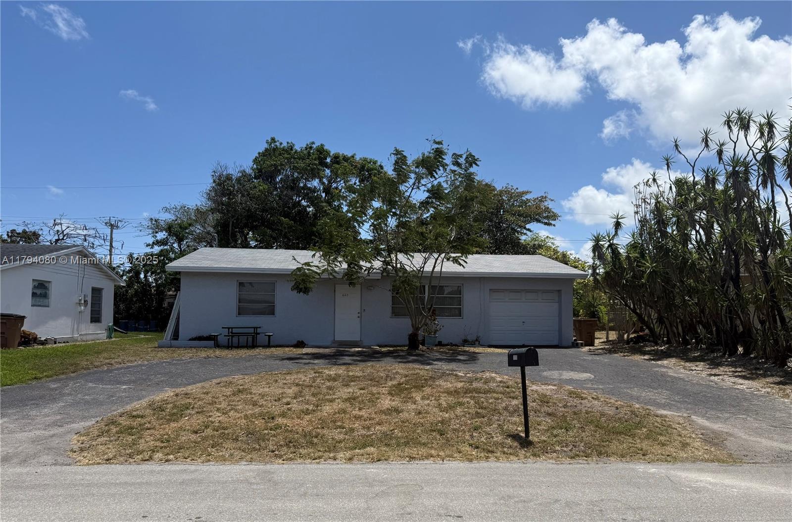 Picture of 660 SW 14Th Pl, Deerfield Beach, FL 33441