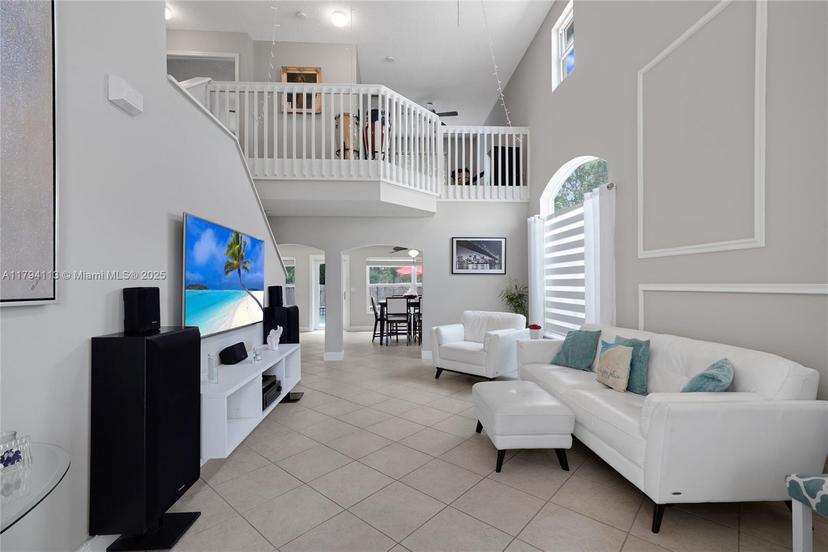 Picture of 2093 NW 208Th Ter, Pembroke Pines FL 33029