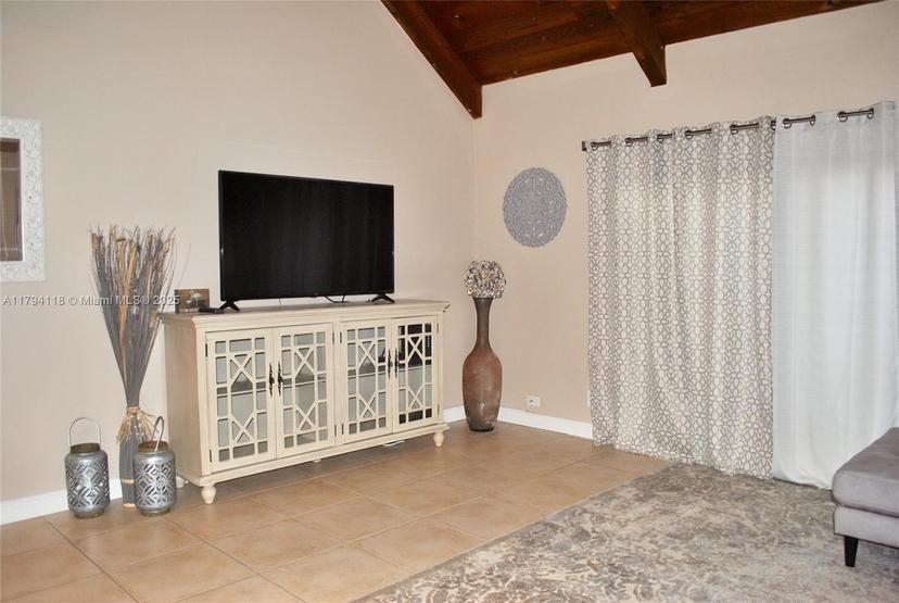 Picture of 49 Deer Creek Rd # E105, Deerfield Beach FL 33442