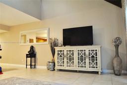 Picture of 49 Deer Creek Rd # E105, Deerfield Beach, FL 33442