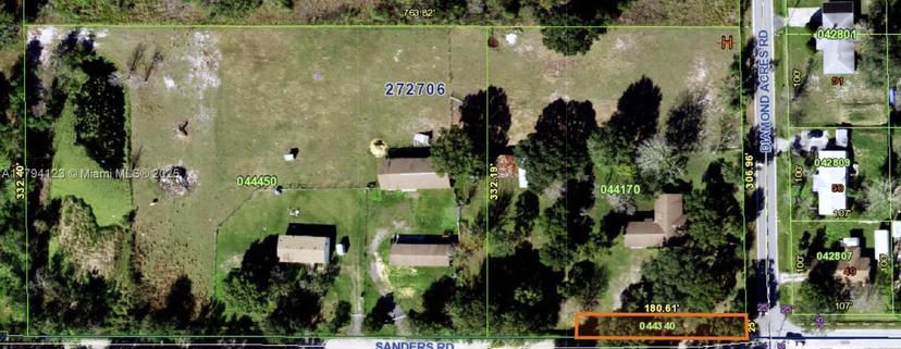 Picture of 3100-3112 Sanders Rd, Davenport FL 33837