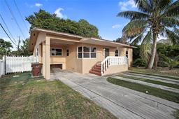 Picture of 4241 W 1St Ave, Hialeah, FL 33012