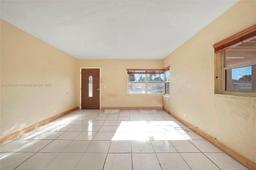 Picture of 4241 W 1St Ave, Hialeah, FL 33012
