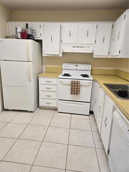 Picture of 406 NW 68Th Ave # 519, Plantation, FL 33317
