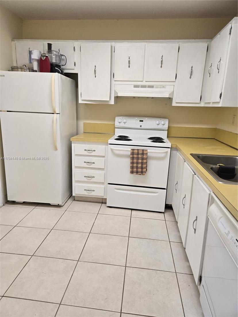 Picture of 406 NW 68Th Ave # 519, Plantation FL 33317