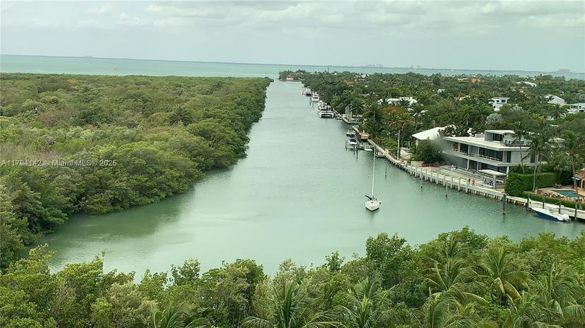 Picture of 1121 Crandon Blvd # D902, Key Biscayne FL 33149