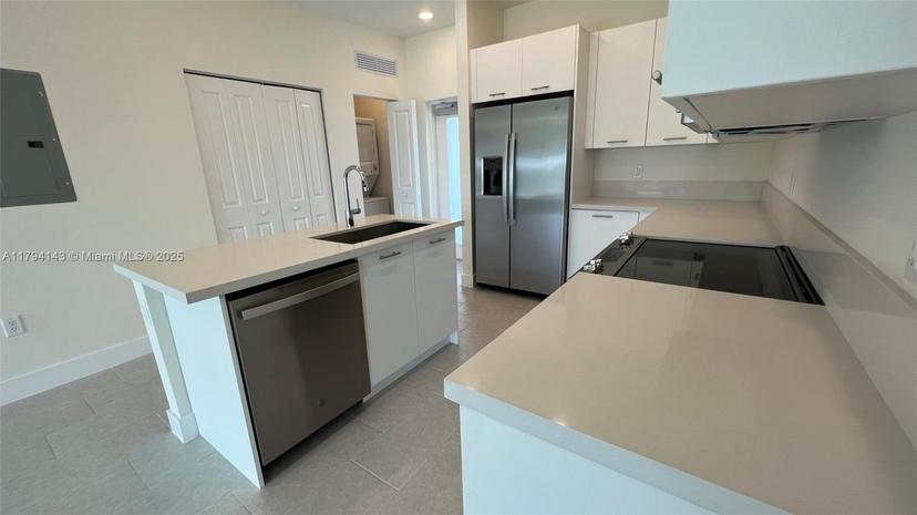 Picture of 8167 NW 41St St # 307, Doral FL 33166