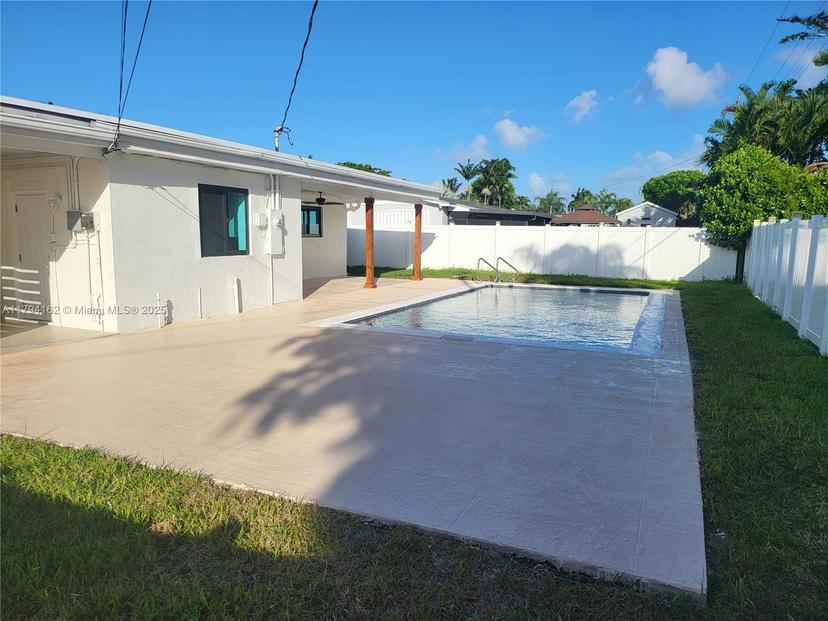 Picture of 9020 SW 198Th Ter, Cutler Bay FL 33157