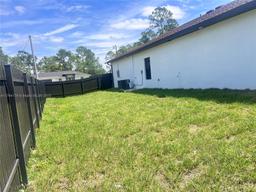 Picture of 920 E Barton St, Lehigh Acres, FL 33974