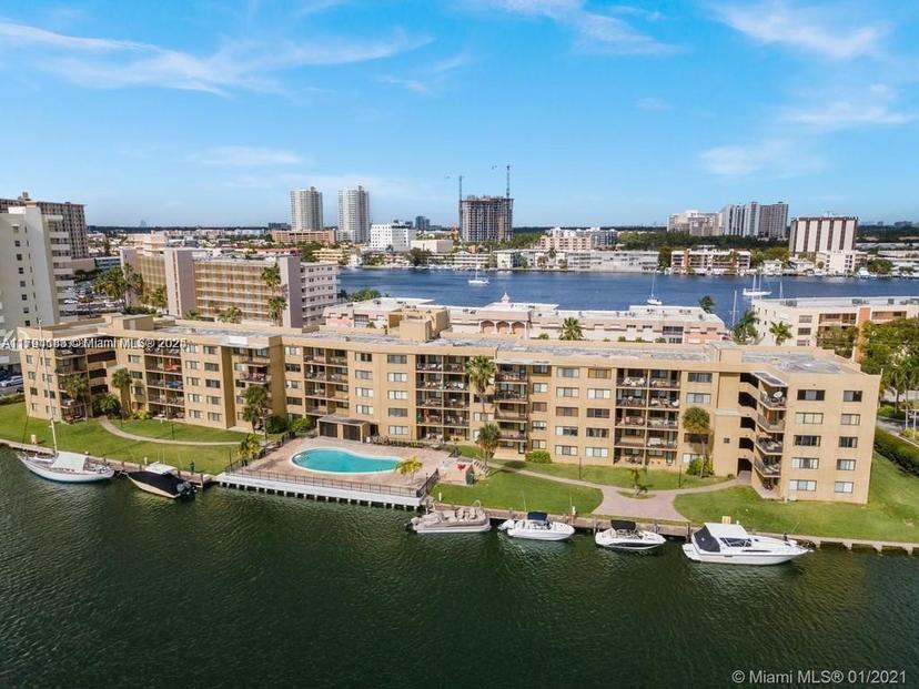 Picture of 310 Golden Isles Dr # 109, Hallandale Beach FL 33009