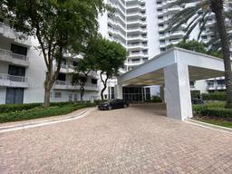 Picture of 3300 NE 192Nd St # 612, Aventura, FL 33180