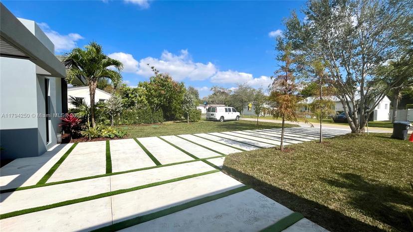 Picture of 6616 SW 64Th Ave, South Miami FL 33143