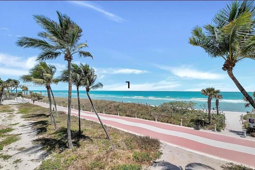 Picture of 5401 Collins Ave # 411, Miami Beach FL 33140