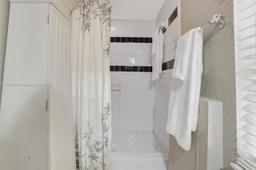 Picture of 1438 Fletcher St, Hollywood, FL 33020