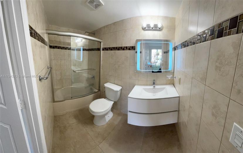 Picture of 6195 NW 186Th St # 116, Hialeah FL 33015
