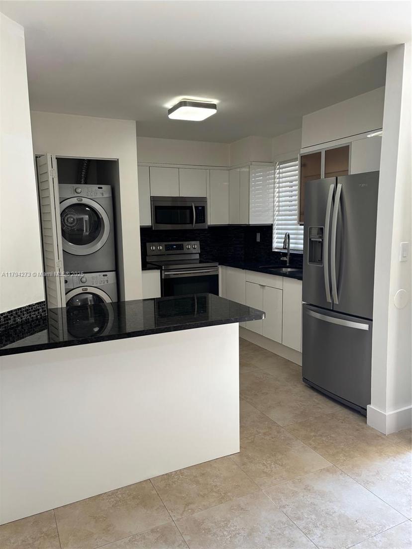 Picture of 6195 NW 186Th St # 116, Hialeah FL 33015