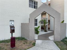 Picture of 6195 NW 186Th St # 116, Hialeah, FL 33015