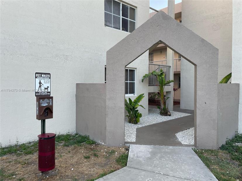 Picture of 6195 NW 186Th St # 116, Hialeah FL 33015