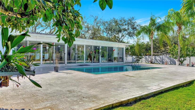 Picture of 8195 SW 151St St, Palmetto Bay FL 33158