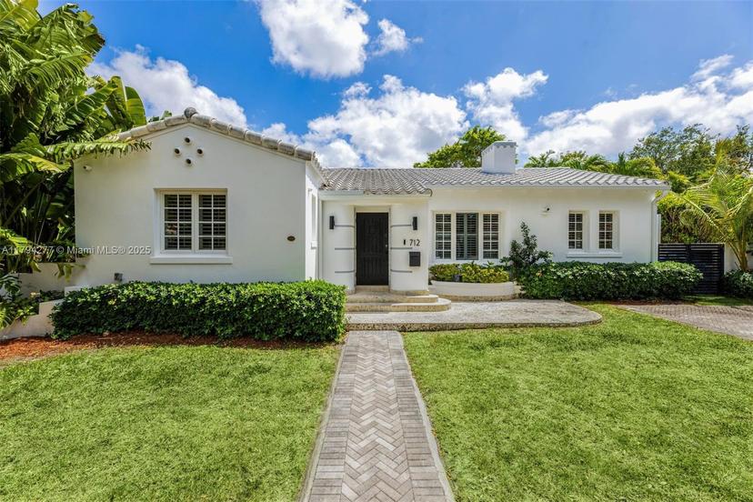 Picture of 712 NE 72Nd St, Miami FL 33138