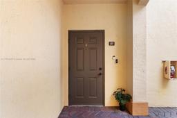Picture of 10012 NW 7 St # 107, Miami, FL 33172