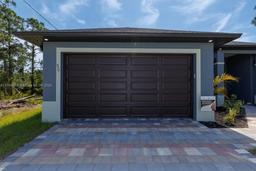Picture of 509 Cottonwood S Ave, Lehigh Acres, FL 33974