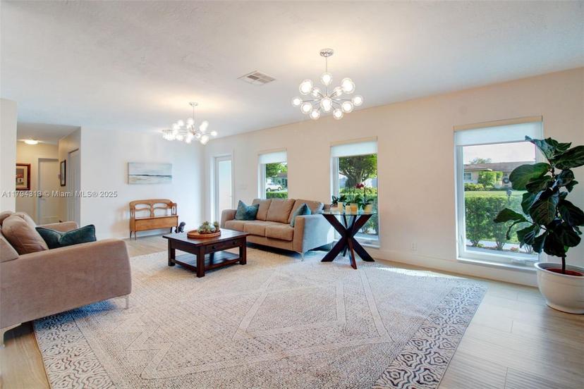Picture of 10861 SW 126Th St, Miami FL 33176