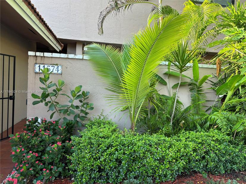 Picture of 11574 SW 91St Ter, Miami FL 33176