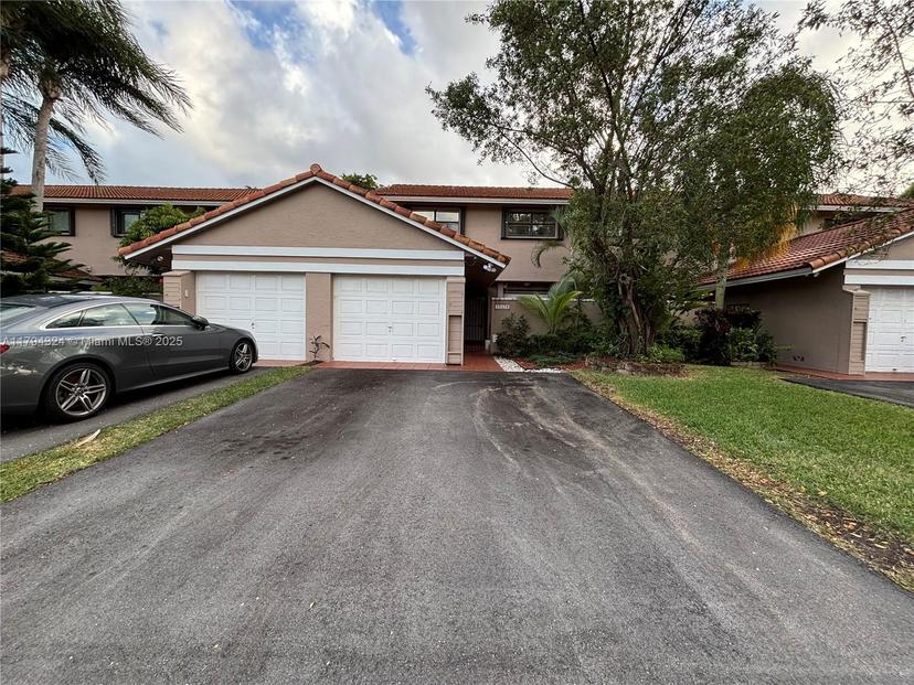 Picture of 11574 SW 91St Ter, Miami FL 33176