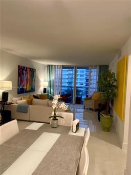 Picture of 5600 Collins Ave # 7V, Miami Beach, FL 33140