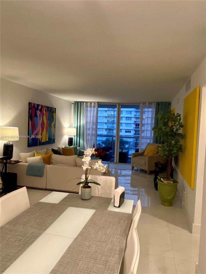 Picture of 5600 Collins Ave # 7V, Miami Beach FL 33140