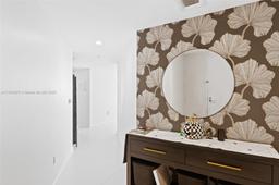 Picture of 1300 S Miami Ave # 3901, Miami, FL 33130