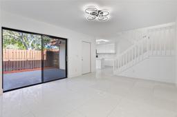 Picture of 853 SW 118Th Ter, Davie, FL 33325