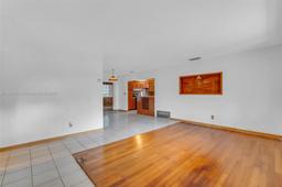 Picture of 700 NW 76Th Ave, Pembroke Pines, FL 33024