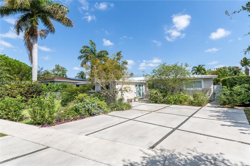 Picture of 135 NE 128Th St, North Miami FL 33161