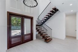 Picture of 6747 SW 77Th Ter, South Miami, FL 33143
