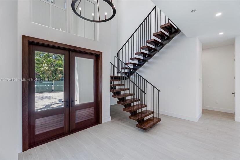 Picture of 6747 SW 77Th Ter, South Miami FL 33143