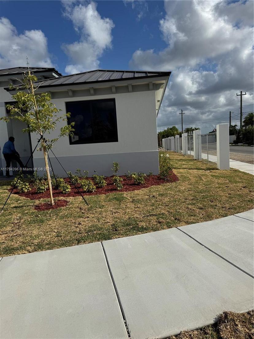 Picture of 18901 SW 316Th Ter, Homestead FL 33030