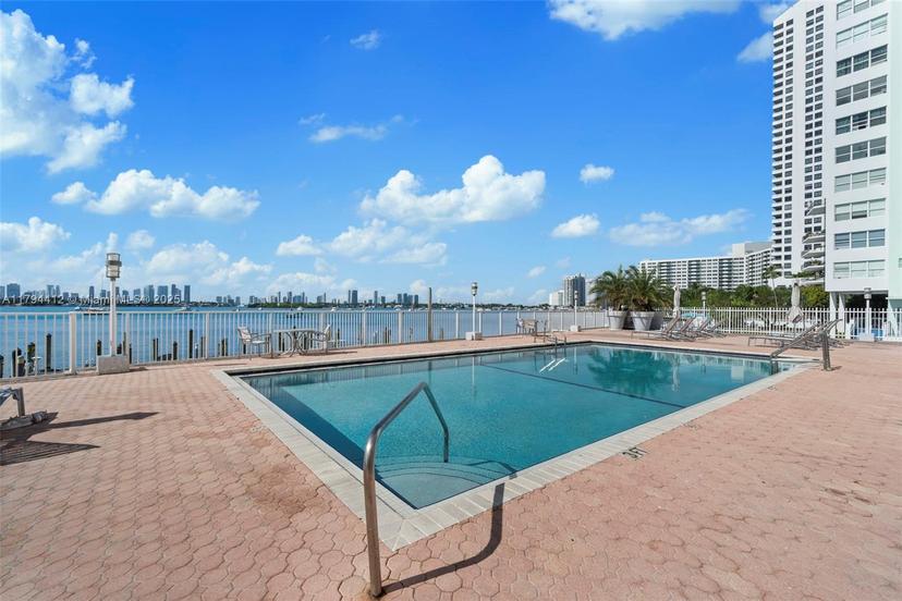 Picture of 1228 West Ave # 605, Miami Beach FL 33139