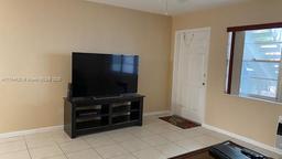Picture of 295 Chatham O # 295, West Palm Beach, FL 33417