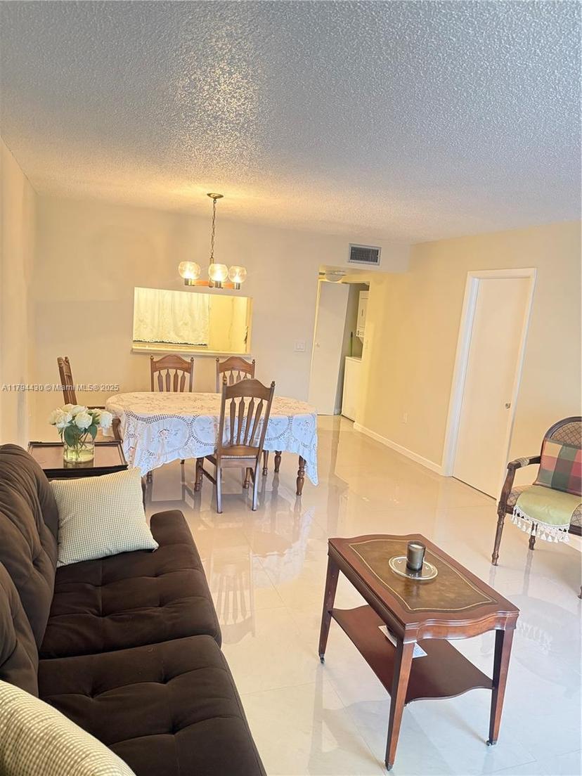Picture of 901 Colony Point Cir # 217, Pembroke Pines FL 33026