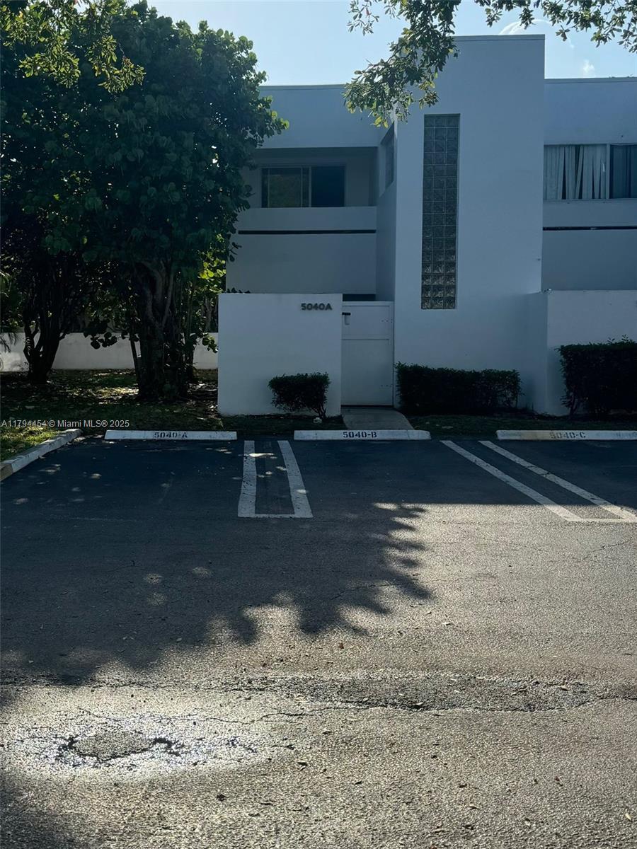Picture of 5040 Elmhurst Rd # A, West Palm Beach, FL 33417