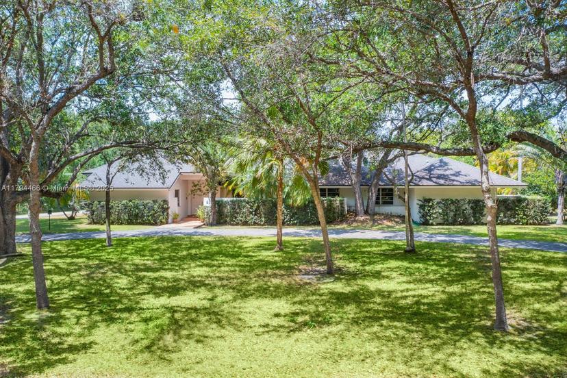 Picture of 6255 SW 99Th Ter, Pinecrest FL 33156