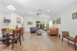 Picture of 1371 Canary Island Dr, Weston, FL 33327
