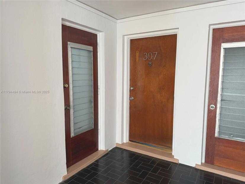 Picture of 1075 93Rd St # 307, Bay Harbor Islands FL 33154