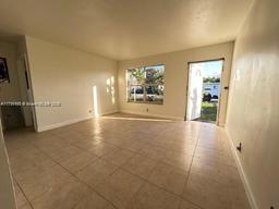 Picture of 6209 Dawson St, Hollywood, FL 33023