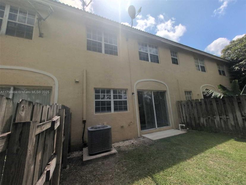 Picture of 430 NE 21St Ave, Homestead FL 33033
