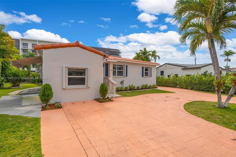 Picture of 1621 SW 32Nd Ct, Miami FL 33145