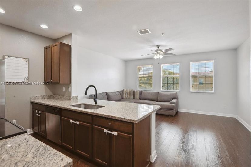 Picture of 945 SW 147Th Ave # 2012, Pembroke Pines FL 33027